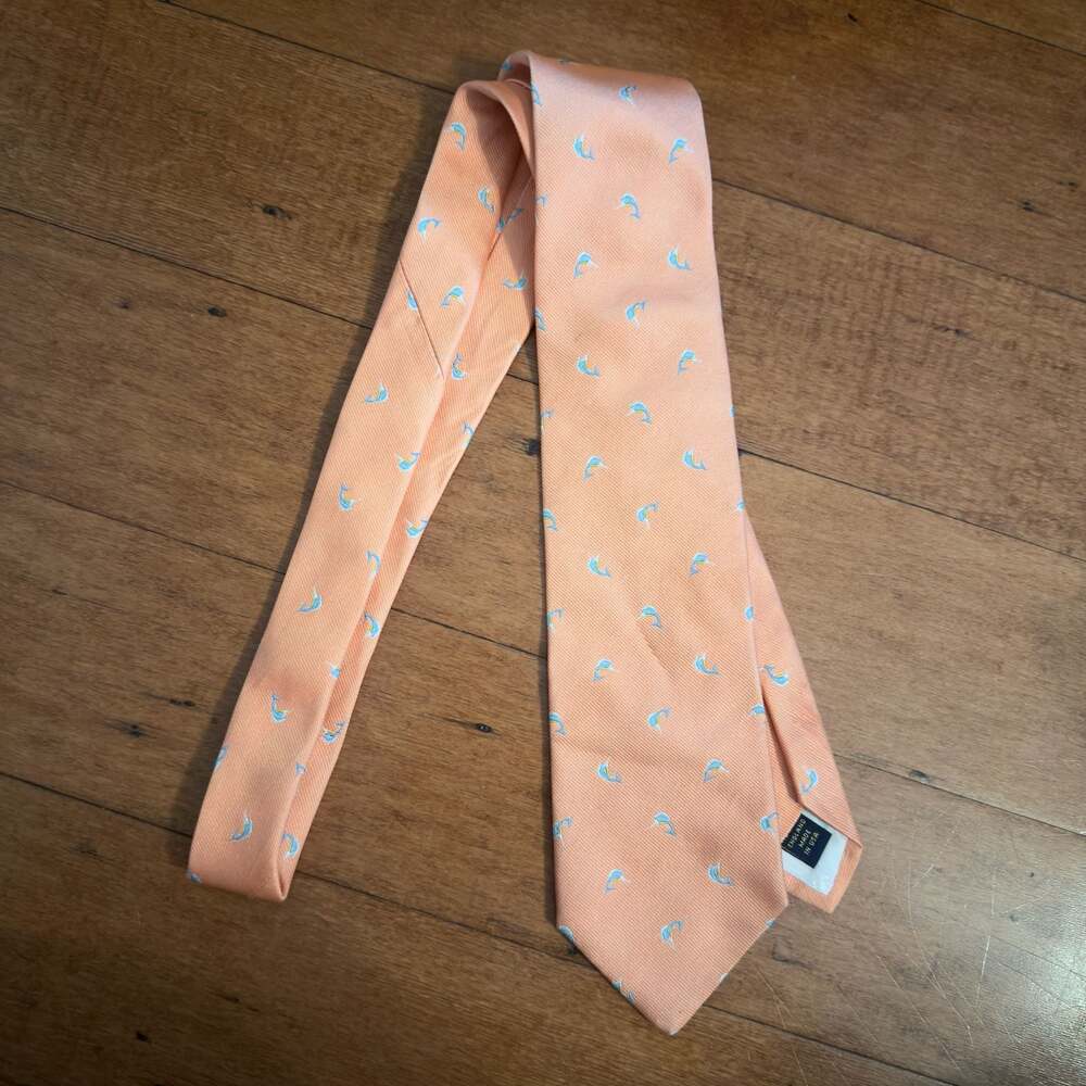 Brooks Brothers Makers Pure Silk Peach Necktie with Marlin Fish Print